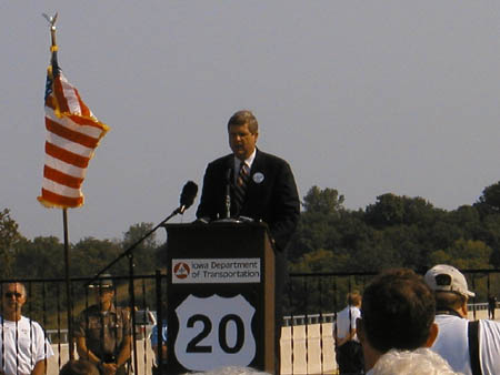 P8220033vilsack